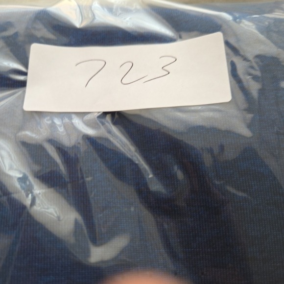 Rhone Shirt Mens Large Blue Lightweight 1/4 Zip Performance Golf Golfing - Picture 9 of 9